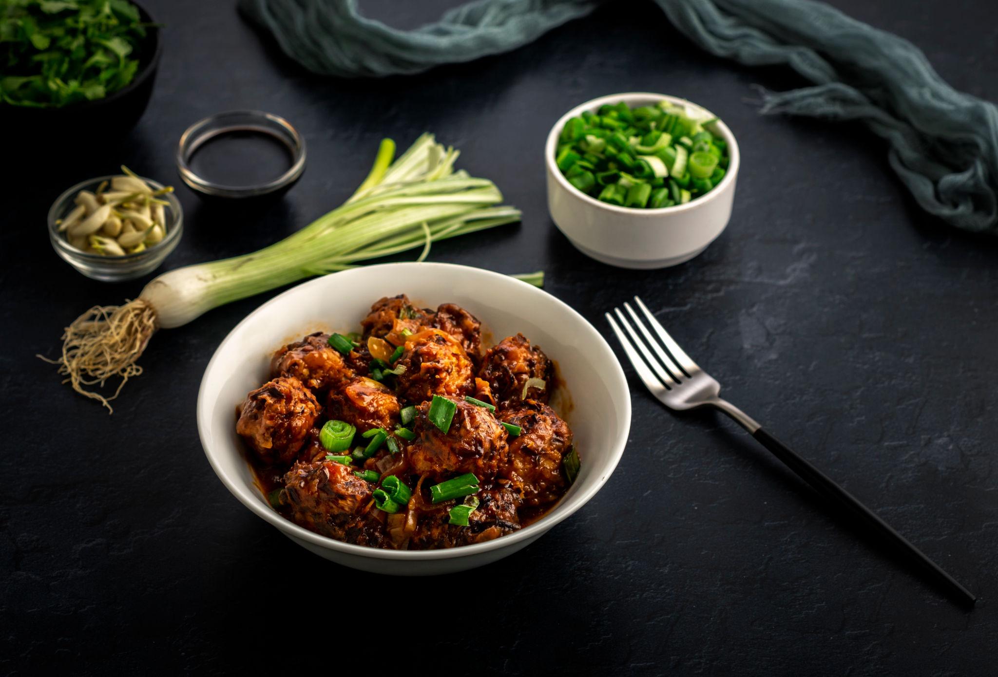 Veg Manchurian (Dry/Gravy)